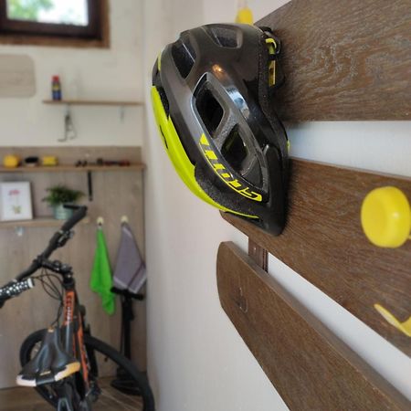 Cyclo Apartment Pinki Backa Palanka Bagian luar foto